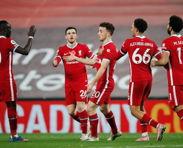 Mançester Siti və Çelsi səfərdə, Liverpul evdə qələbə qazandı