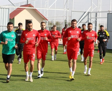 Qarabağ'ın rəqibində ciddi itkilər