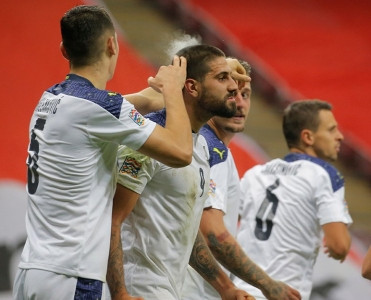 UEFA  Serbiyanı cəzalandırdı