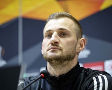 Rəqib əks hücumlarda yaxşı idi - Maksim Medvedev