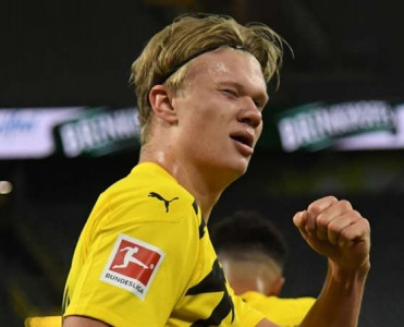 Real Holandın transferini razılaşdırdı