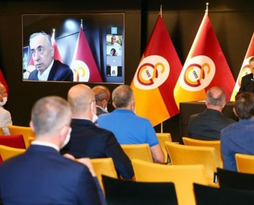 Qalatasaray'da prezident seçkiləri keçiriləcək