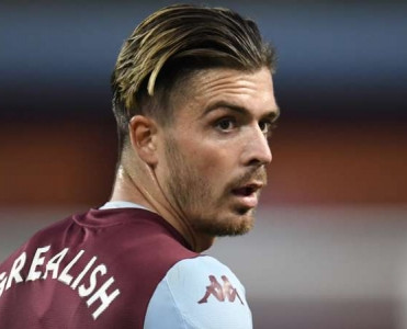 Aston Villa'nın futbolçusu məhkəmə qarşısına çıxır