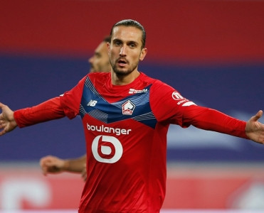 Arsenal Özilin əvəzləyicisini tapdı