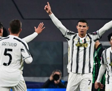 Ronaldo Messinin rekorduna şərik oldu