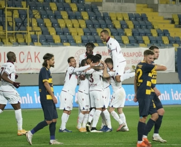 Trabzonspor'a 1 qol bəs etdi