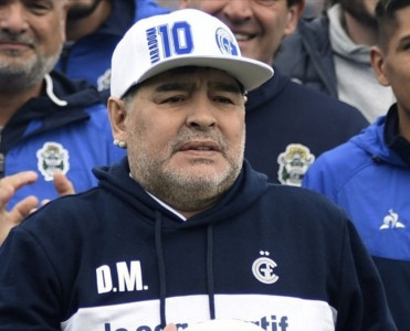 Maradonanın aylıq xərcləri açıqlandı