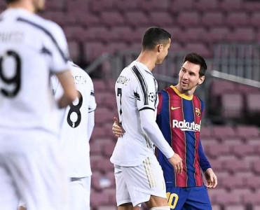 Messi'dən qeyri-adi uğur