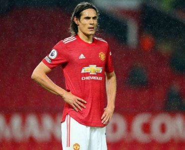 Kavani Yuventus və İnter'in təkliflərini rədd edib