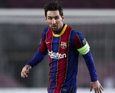 Messi Napoli'yə keçir?