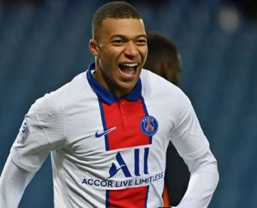 Mbappe imicini dəyişdi - FOTO