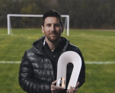 Messi ilin dünya çempionu seçildi