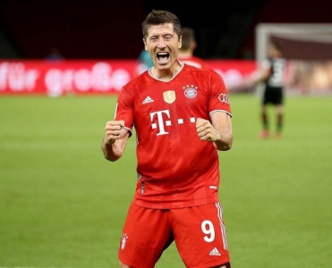 Levandovski 1-ci, Messi 2-ci, Ronaldo 3-cü oldu