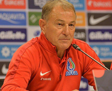 Mən sehirbaz deyiləm, baş məşqçiyəm - De Byazi