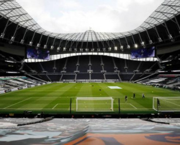 Tottenhem'in matçı da təxirə salındı