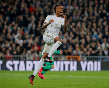 Bavariya Alaba'nın əvəzləyicisini tapdı