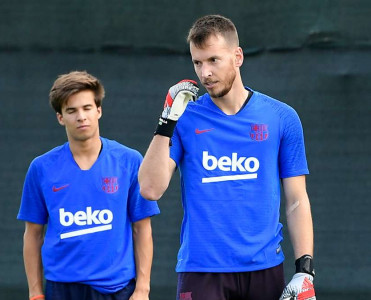 Barselona'dan ayrılmasını istədi, klubu satmadı