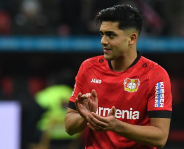 Bayer'in futbolçusu koronavirusa yoluxdu