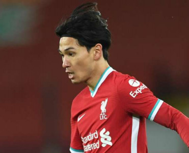 Liverpul futbolçusunu icarəyə verdi