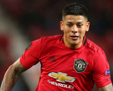 Mançester Yunayted'dən Boka Xuniors'a