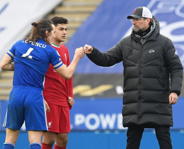 Klopp türk müdafiəçidən danışdı