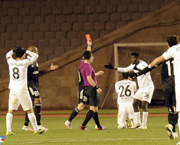Qarabağ'ın 1, Neftçi'nin 3 futbolçusu cəzalandırıldı