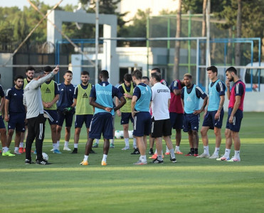 Qarabağ'ın 3 futbolçusu Səbail'ə qarşı oynamayacaq