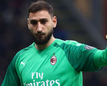 Raiola Donnarumma üçün Milan'dan bunu istəyir