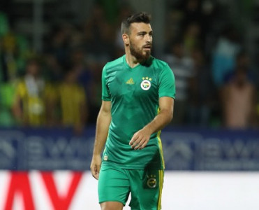 AFFA Fənərbaxça'nın sabiq futbolçusunu milliləşdirdi