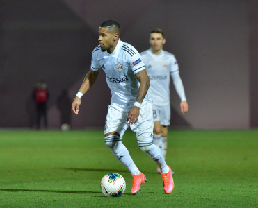 Qarabağ'ın futbolçusu milliyə dəvət aldı