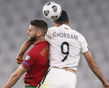 Asan oyun olmadı - Portuqaliyalı müdafiəçi