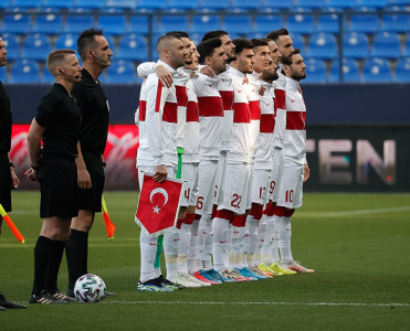 Türkiyə millisində koronavirus şoku