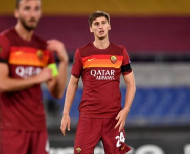 Roma'nın futbolçusu mövsümü erkən bitirdi