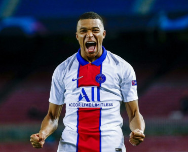 Onlar məndən milyard dəfə güclüdür - Mbappe