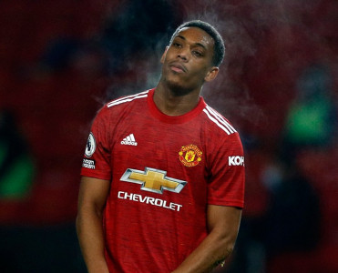 Mançester Yunayted'in hücumçusu mövsümü bitirdi