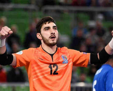 Rövşən Hüseynli milliləşdirmə ilə bağlı fikirlərə etiraz etdi