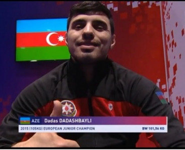 Daha bir ağırlıqqaldıranımız medal qazandı