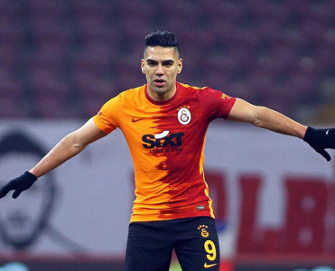 Qalatasaray'ın hücumçusu əməliyyat olundu