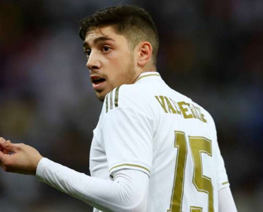 Real'ın futbolçusu karantinə alındı