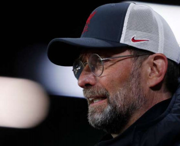 Bu, sadəcə pulla bağlıdır, başqa heç nə - Klopp