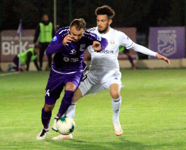 Bizim futbolçuları vururlar, biz də vururuq - Elvin Bədəlov