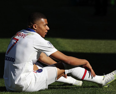 Mbappe sıradan çıxdı - Mançester Siti ilə matçı buraxacaq?