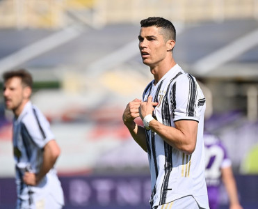 Ronaldo iki klub arasında qərar verəcək