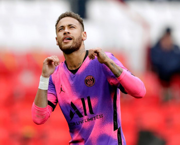 Neymar daha 4 il PSJ-də