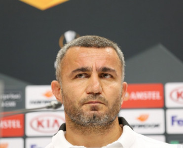 Niyə düşünürlər ki, Qarabağ zəifləyib?