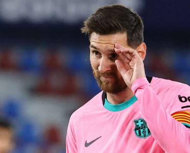 Messi Parisdə ev axtarır
