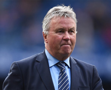 Hiddink koronavirusa yoluxdu