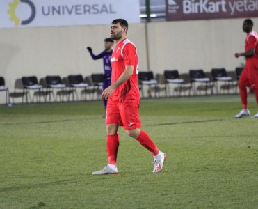 Əsas qalib gəlməkdədir, mükafat sonranın işidir - Nicat Qurbanov