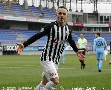 Namik Ələskərov mövsümün ən yaxşı futbolçusu seçildi
