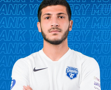 Sabah daha bir futbolçusunu göndərdi